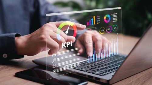 KPIとは？意味から設定方法・具体例まで徹底解説