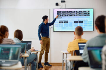 イネーブルメントとは？社員育成を変える仕組みと導入ステップをわかりやすく解説
